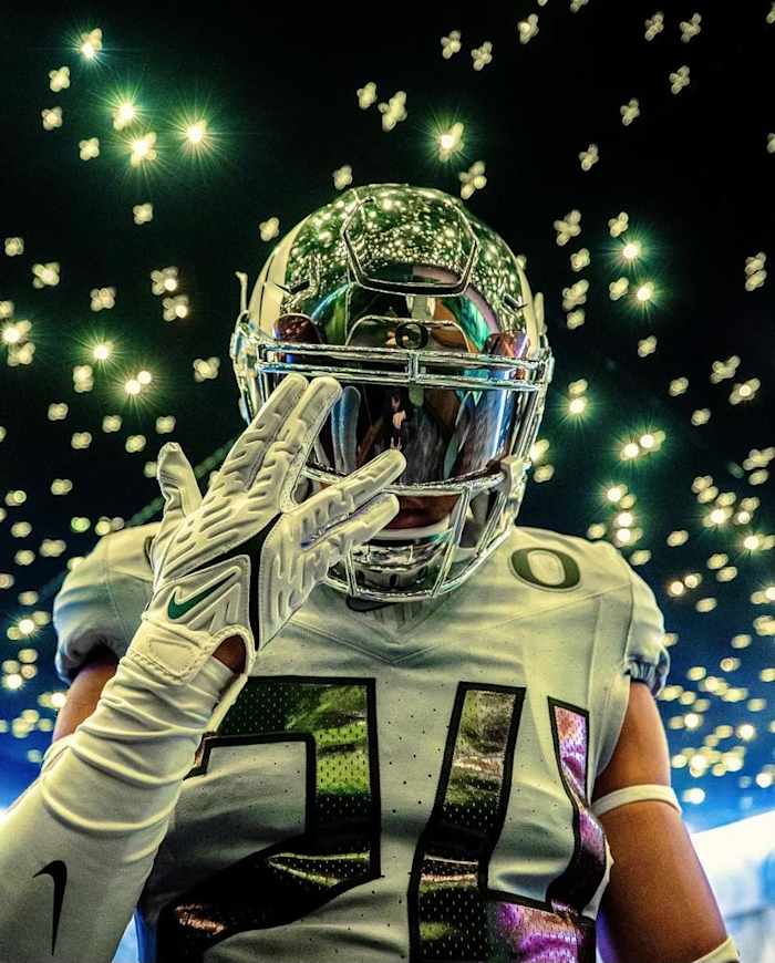 Kodi DeCambra Chrome Helmet Visit